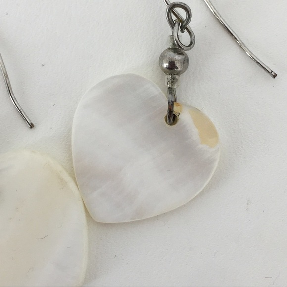 Vintage Mother of Pearl Heart Earrings and Circle Brooch Old Estate Jewelry Lot - Picture 7 of 11